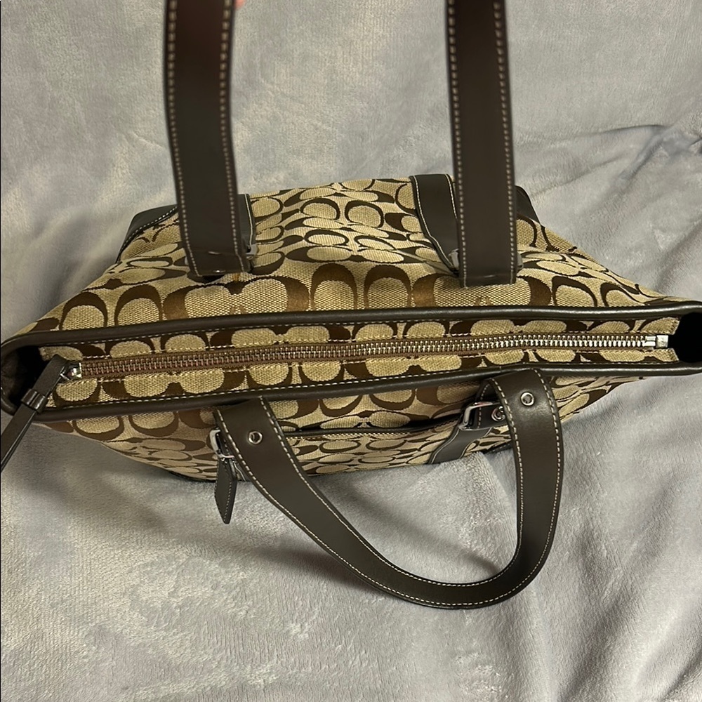 COACH 6042 Brown Canvas and Leather Monogram Tote Bag Vintage (07/2005) - Picture 9 of 12